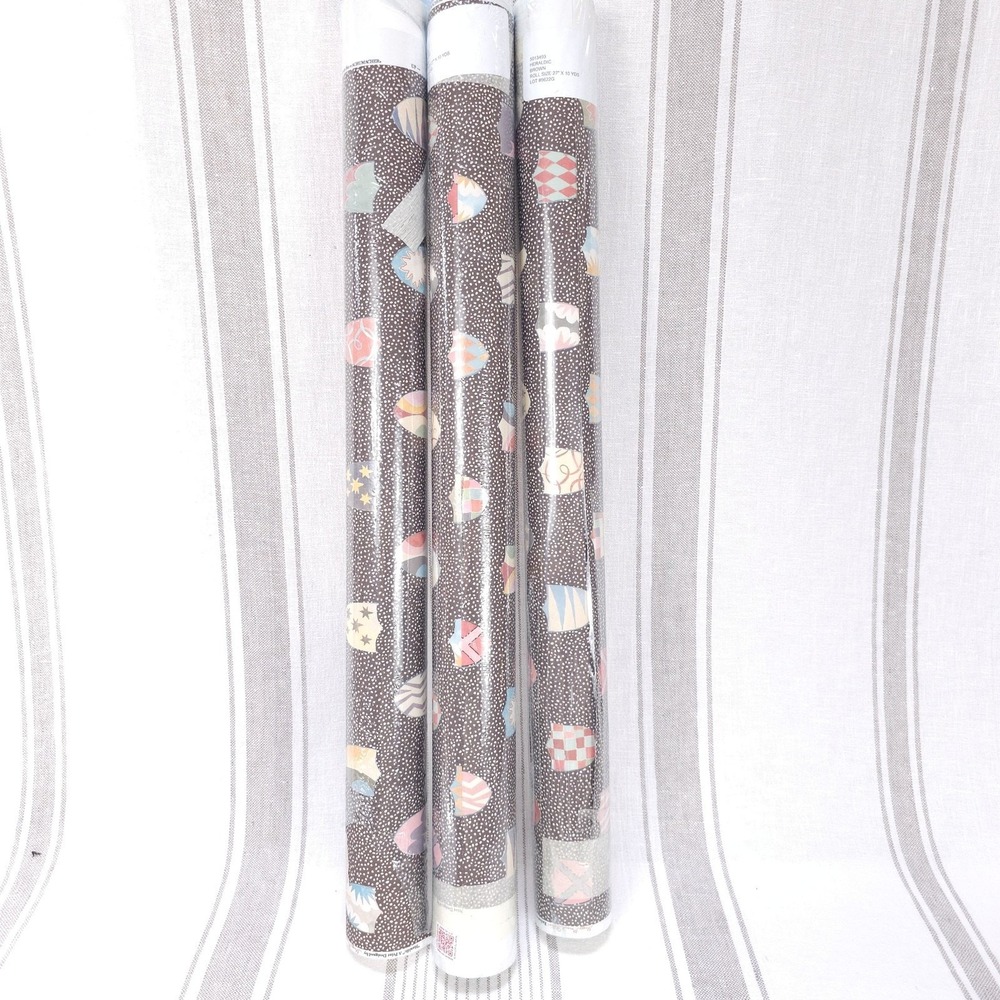 Happy Menocal Schumacher Heraldic Wallpaper 3 Rolls NEW 27"x10y Current $570MSRP